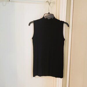 Sleeveless sweater top black